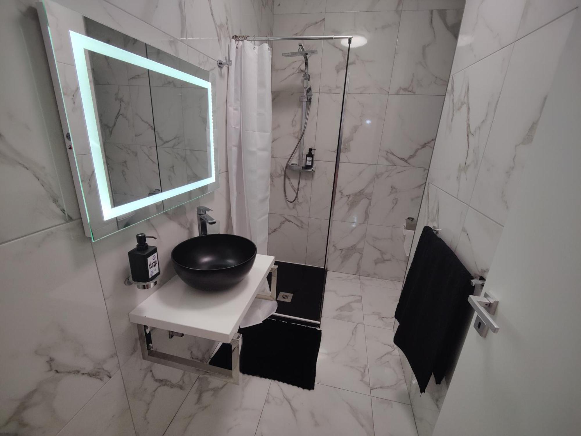 Central Modern Sliema 2 Bedroom Apartment Exterior foto
