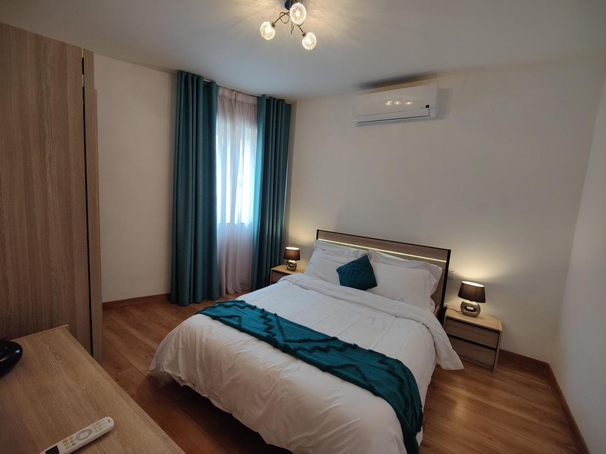 Central Modern Sliema 2 Bedroom Apartment Exterior foto